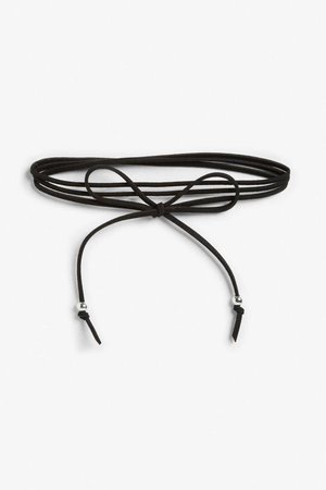 Tie-a-bow choker - Black magic - Jewellery - Monki GB