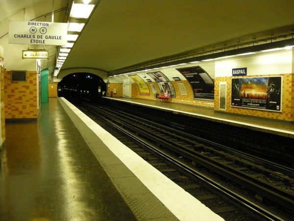 Metro Raspail Ligne 6 - Architecture of the Paris Métro - Wikipedia