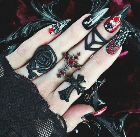 Gothic Nails & Rings