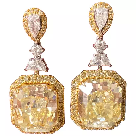 GIA Certified 14.11 Carat VS/VVS Quality Fancy Yellow Diamond Dangle Earrings For Sale at 1stDibs | vs vs vvs