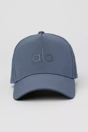 Performance District Trucker Hat - Bluestone | Alo Yoga