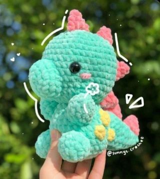 green and pink dino