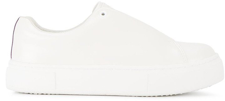 White Doja leather sneakers