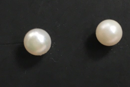 Pearl Round Stud Earrings