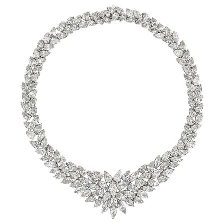 Roman Malakov, 115.20 Carat Cluster Diamond Necklace For Sale at 1stDibs