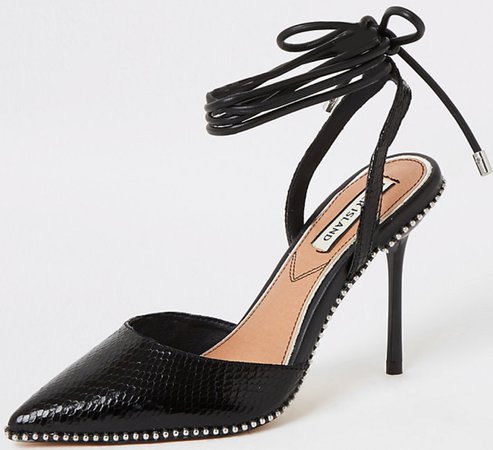 RI Black heels