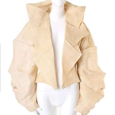 Holy Grails sur Instagram : Issey Miyake S/S 1991 Architectural Linen Jacket