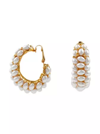 Shop Kenneth Jay Lane pearl-cluster clip-on hoop earrings with Express Delivery - FARFETCH