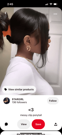 Claw clip hairstyle