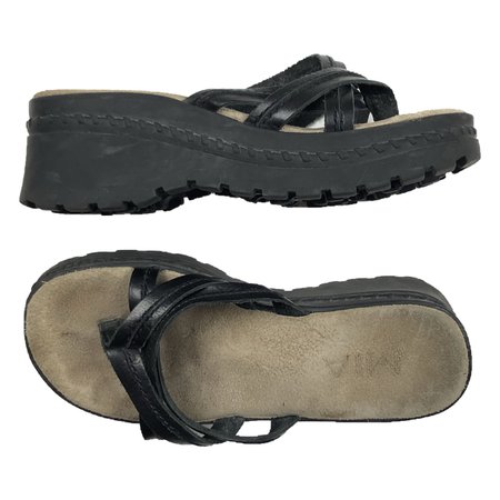 mia vintage black platform sandals