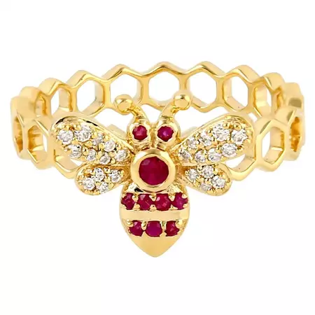 Customizable 18 Karat Gold Honey Bee Diamond Ruby Ring For Sale at 1stDibs | honey bee ring gold