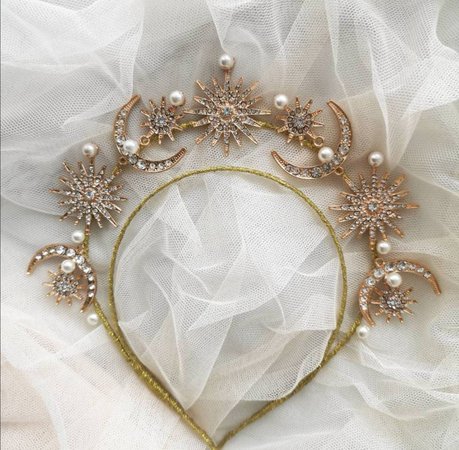 Star tiara. Celestial headpiece. Gold halo crown. Bridal moon | Etsy