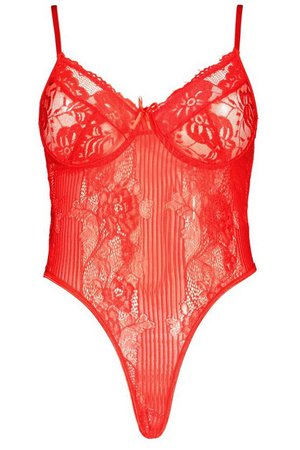 Plus Lace Bodysuit in Red | Boohoo