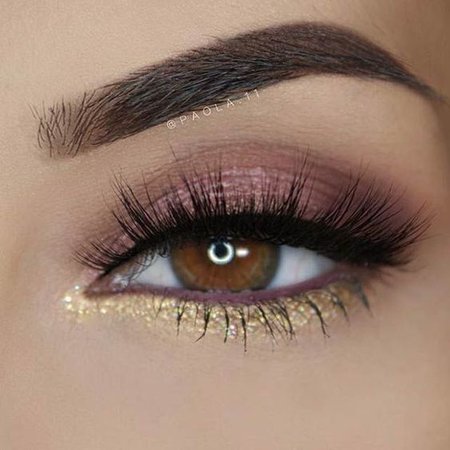 Light Pink Glitter Eye Makeup w/ Gold Glitter Under Eye