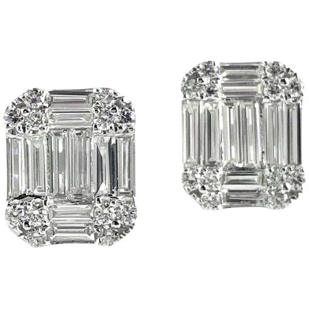 1.04 Carat Baguette and Round Diamond Stud Earrings in 18 Karat White Gold