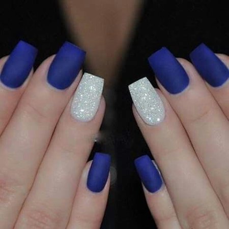 dark blue nails + silver