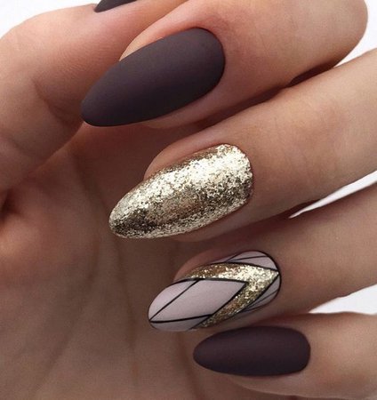 Off Brown, Beige & Gold Nails