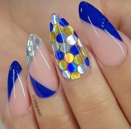 blue polka dot nails