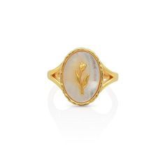 Tulip Mother of Pearls Shell Ring Gold Vermeil