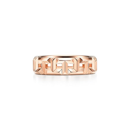 Tiffany T True wide ring in 18k rose gold, 5.5 mm wide. | Tiffany & Co.