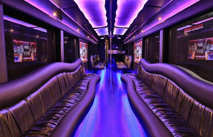 “FLUXX” 40 PERSON PARTY BUS – San Diego Party Bus | Limo Bus Services | San Francisco Party Buses | Wine Tours : Cali Party Bus