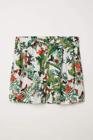 H&M+ Patterned Shorts - White