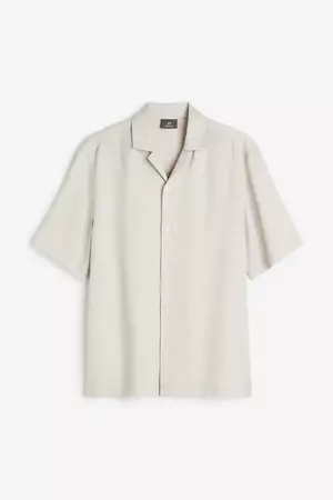 Regular Fit Short-sleeved Lyocell Resort Shirt - Light taupe - Men | H&M US