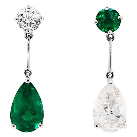 Pear Shape Emerald and Diamond 18 Carat White Gold Drop Earrings For Sale at 1stdibs