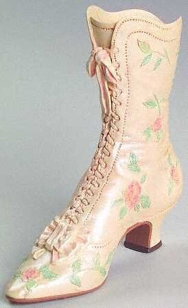 Footwear of the XIX century: “Bring those same skewers that the queen wears, I will marry you the same hour” - Fair of Masters
