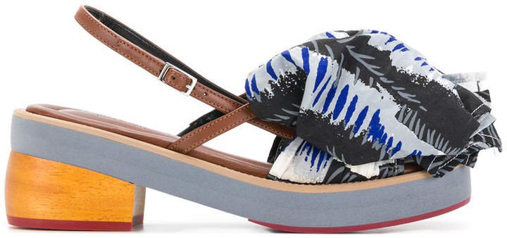 printed ruffle front sandals