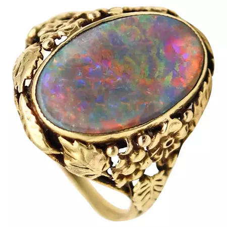 American 1895 Art Nouveau Ring In 14Kt Yellow Gold With 3.42 Cts Black Opal For Sale at 1stDibs