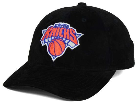 New York Knicks Mitchell & Ness NBA Pig Suede Dad Strapback Hat