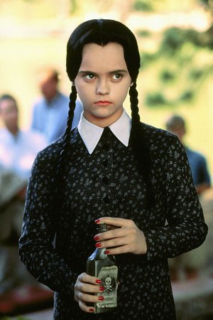 47 Halloween Costumes Inspired by Movie and TV Characters | Addams family costumes, Adams family costume, Wednesday addams costume