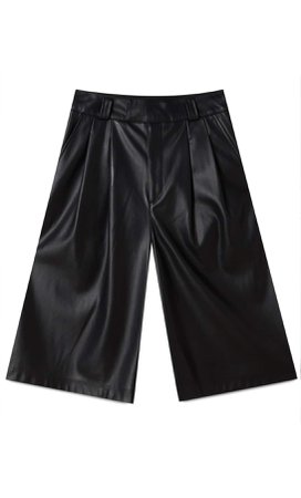 Faux leather darted Bermuda shorts - Women's Just in | Stradivarius United States