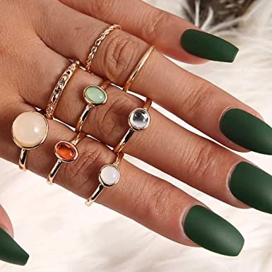 green aesthetic nail/rings