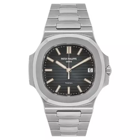 Patek Philippe Rare Nautilus Tiffany and CO. NOS 5711/1A-010 For Sale at 1stDibs | ap tiffany watch