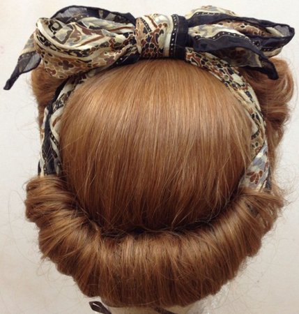 1940s victory rolls with hair scarf