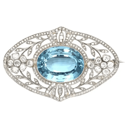 1900 Belle Époque 22.65ct aquamarine and diamond openwork brooch in platinum