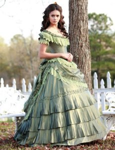 Katherine Pierce’s green gown from The Vampire Diaries – sewing before machines