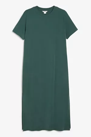 Maxi t-shirt dress - Dark green - Maxi dresses - Monki WW