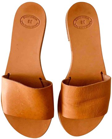 Non Signé / Unsigned Non Signe / Unsigned Hippie Chic Brown Leather Sandals