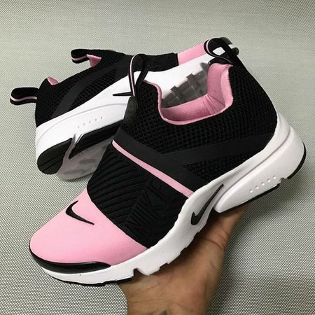 Pinterest - shoes, nikes, sneakers, black, pink, nike shoes, nike, pretty, shorts, pastel pink sneakers, white pink and black nikes, nike sneak | Shoe game