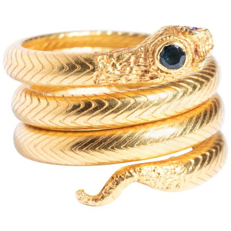 22 Karat Gold Snake Cocktail Ring with Sapphires and Diamonds For Sale at 1stDibs