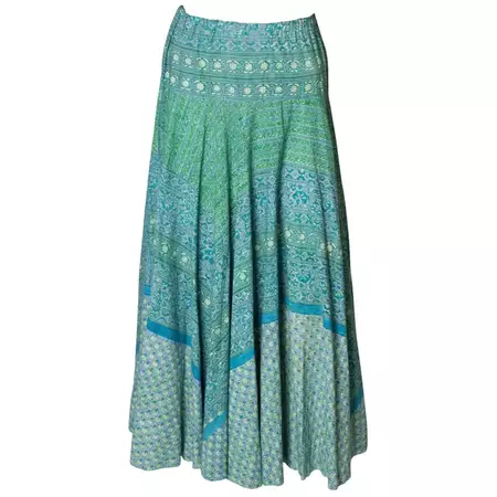 A Vintage 1970s Floral Printed Cotton Boho Summer Skirt For Sale at 1stDibs
