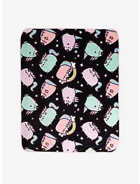 Disney & Marvel Bedding, Sheets, Throws & More! | Hot Topic