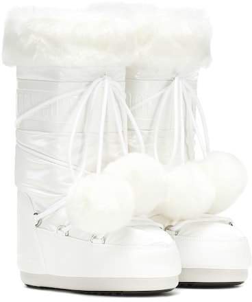 Exclusive to Mytheresa – Classic Pom Pom ankle boots
