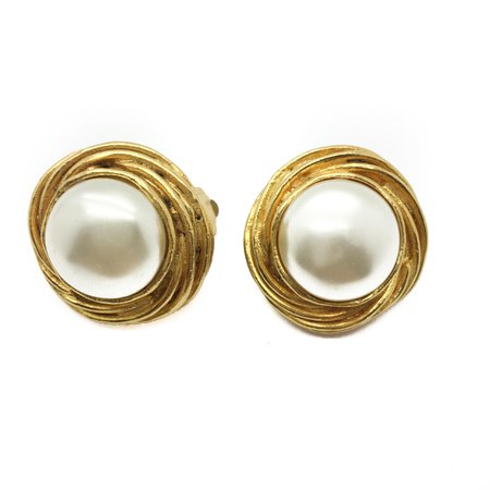 vintage chanel pearl earrings