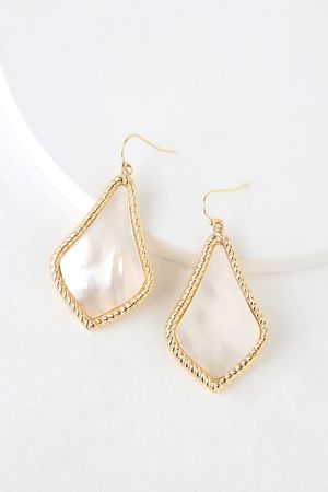 Stunning Freshwater Pear Earrings - Gold Earrings - Cute Earrings