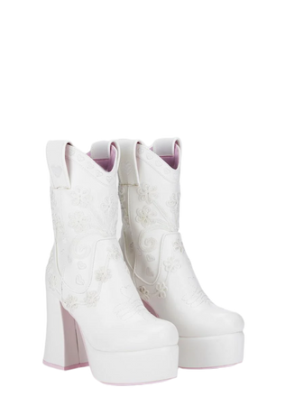 modern cowgirl boots