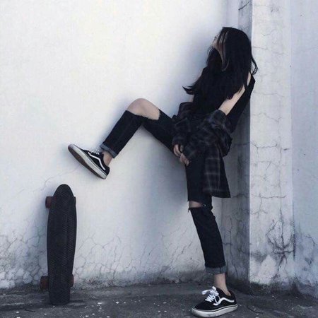 grunge skater girl aesthetic